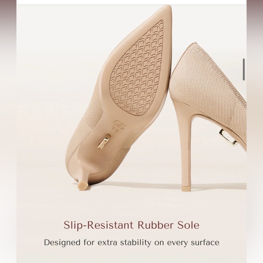StyleFlex Pointed Toe Heeled Platform Pump - Picture 12 of 16